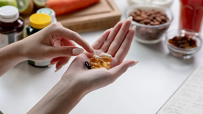 Nhiều người sử dụng nhiều loại thực phẩm chức năng cùng lúc mà không có tư vấn chuyên môn