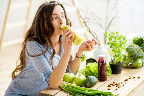 Duy trì thói quen sinh hoạt lành mạnh để cải thiện sức khoẻ thể chất về lâu dài. 