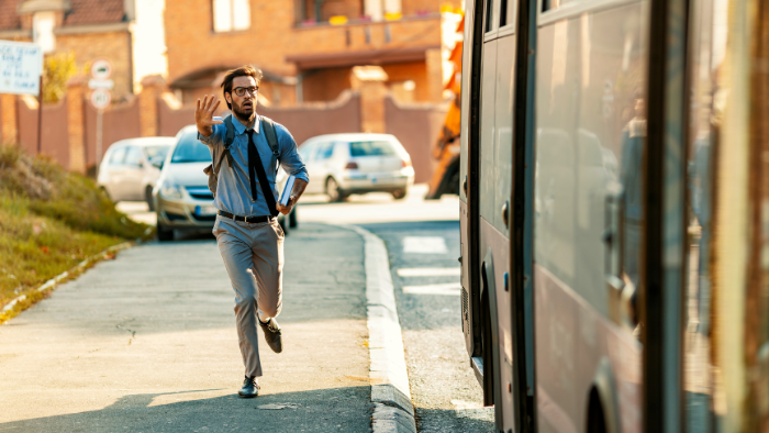 Những hoạt động thể dục cường độ cao trong thời gian ngắn, chẳng hạn như chạy đuổi theo xe buýt, mang lại giá trị sức khỏe lớn hơn chúng ta tưởng rất nhiều.