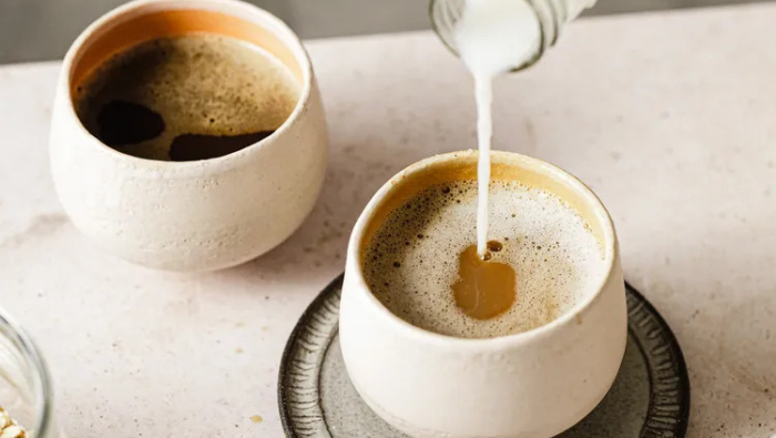 Sữa yến mạch giàu năng lượng nhưng dễ dàng kết hợp khi pha chế