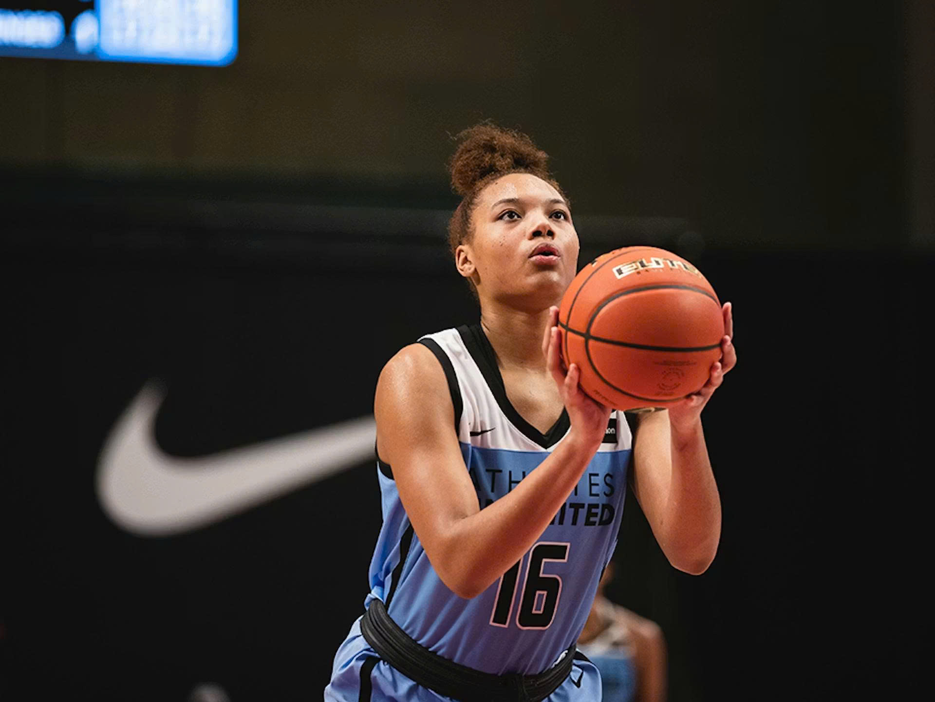 Naz Hillmon trong guồng quay thi đấu dày đặc - Ảnh: Jade Hewitt Media