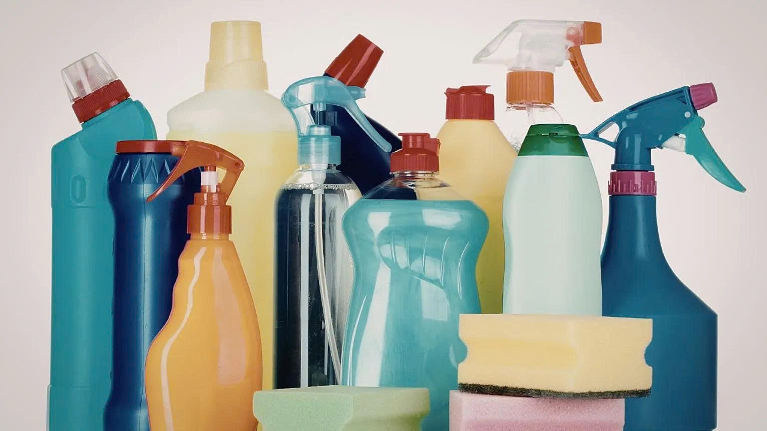 Phthalate có thể gây viêm, rối loạn nội tiết và kích hoạt chuyển dạ sớm