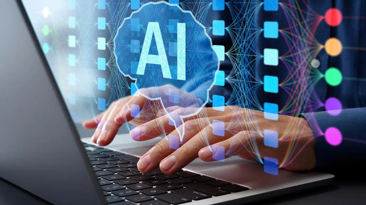 Kinh nghiệm giúp người dùng nhận diện sai lệch từ AI