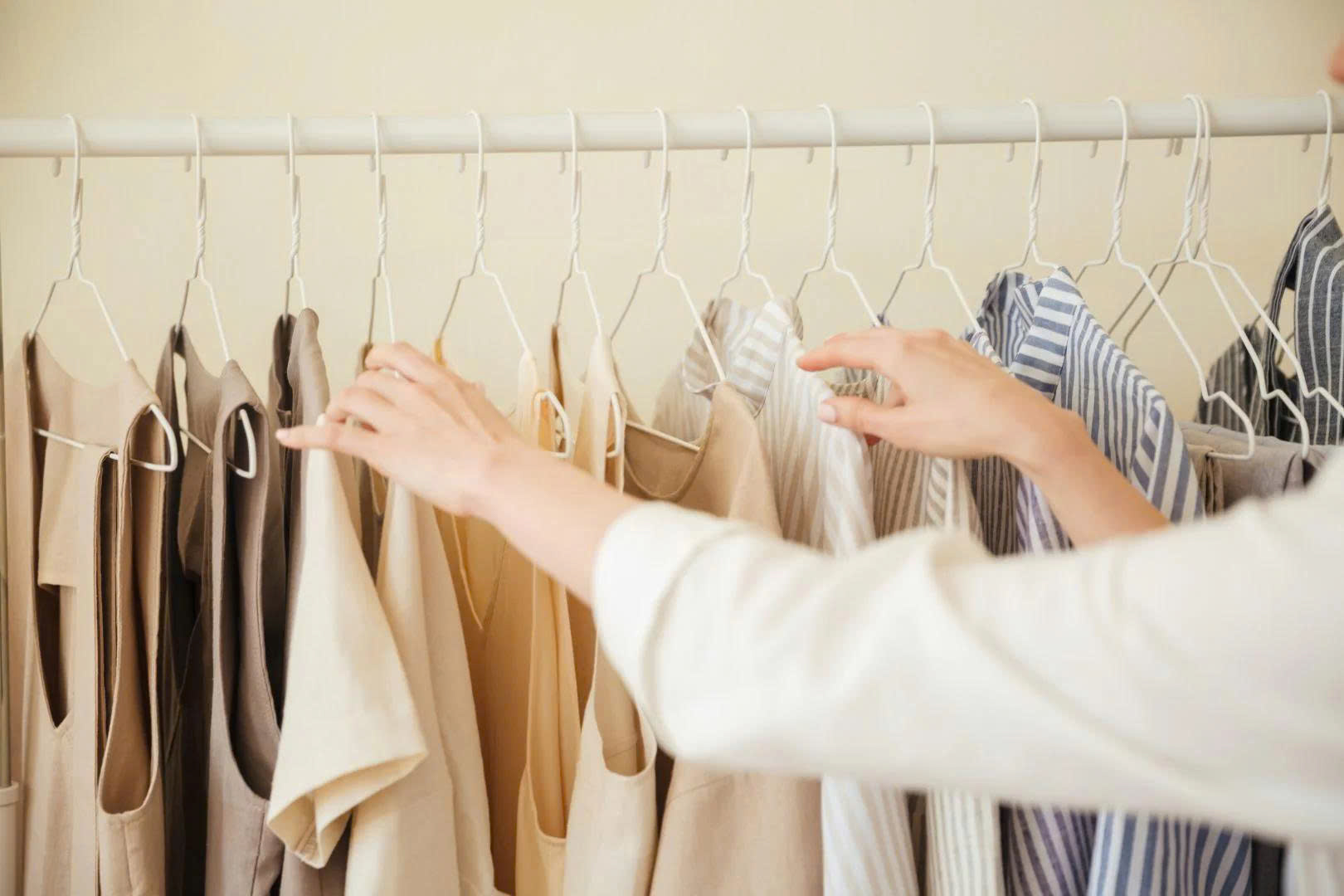Lựa chọn trang phục thoáng khí để giảm đổ mồ hôi hiệu quả