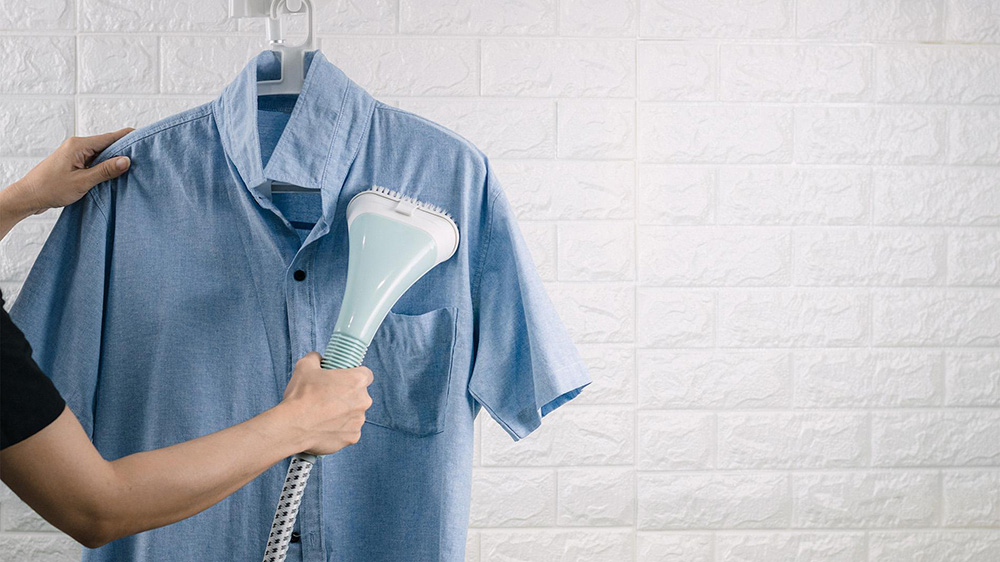 Bàn là hơi nước tiêu diệt mạt bụi và vi khuẩn so với việc chỉ phơi nắng 