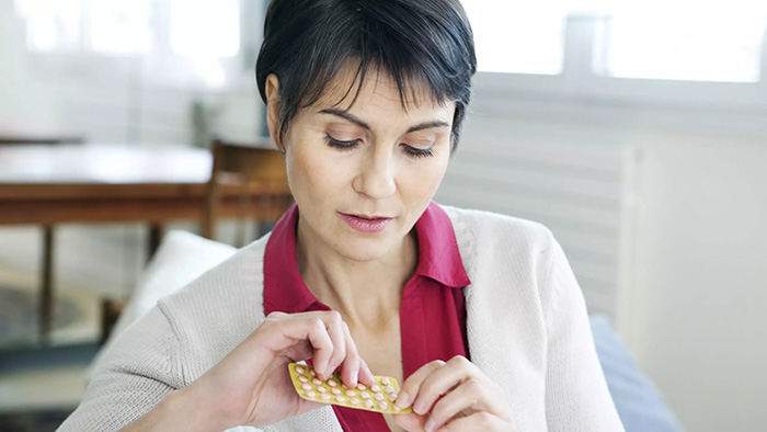Liệu pháp hormone thay thế (HRT) giúp cải thiện chất lượng sống cho phụ nữ mãn kinh