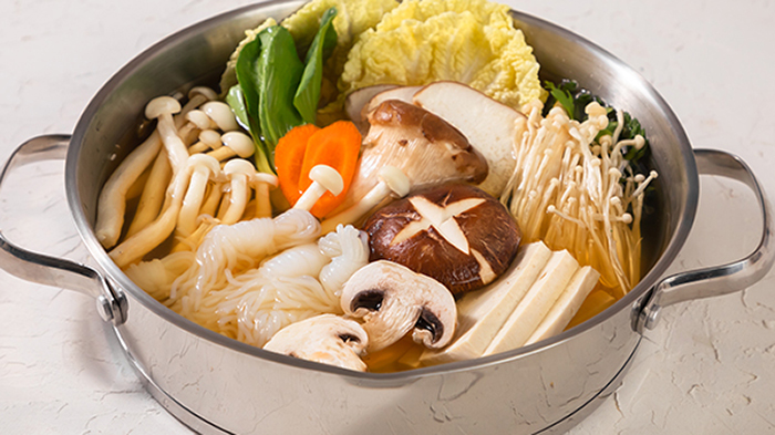 Nấm cần được nấu chín, nhai kỹ khi ăn để dạ dày có thể xử lý chất xơ trong nấm