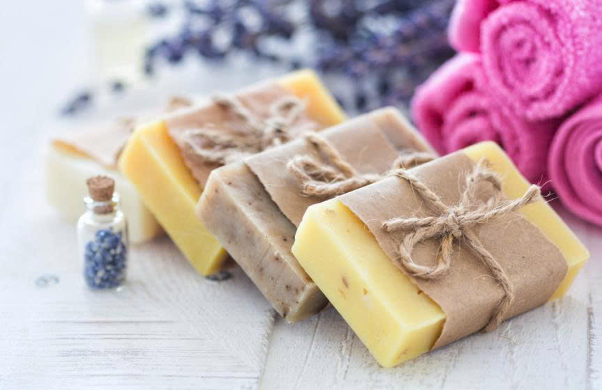 Xà phòng bánh thường sử dụng ít bao bì nhựa hơn sữa tắm
