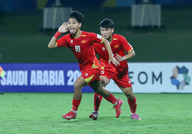 Ngôi sao sáng nhất của U17 Việt Nam Nguyễn Lực ghi bàn quân bình tỷ số 1-1 - Ảnh: VFF