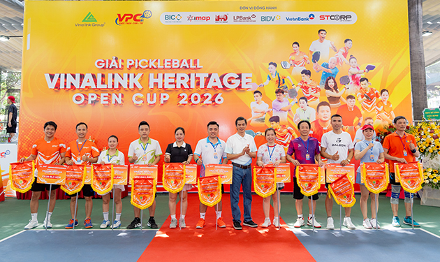 Lễ khai mạc Giải Pickleball Vinalink Heritage Open Cup 2026 diễn ra trong không khí sôi động và đầy cảm xúc