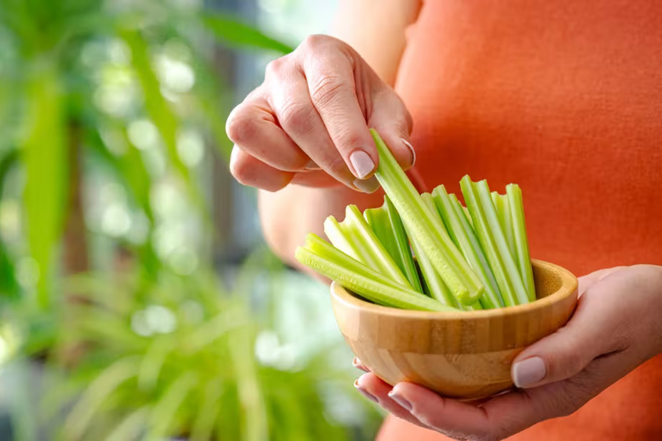6 nhóm thực phẩm giàu chất chống oxy hóa nên ưu tiên ăn sống - Ảnh 5