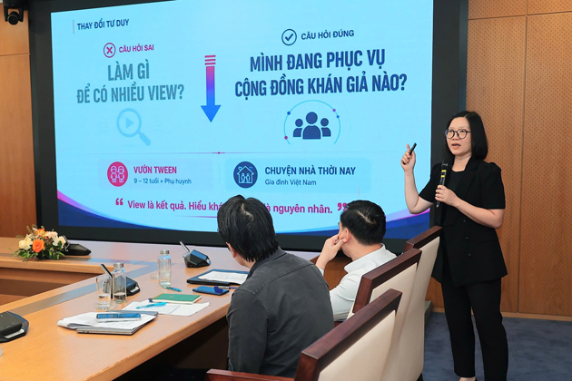 Nhà báo Nhật Hoa, Phó Trưởng ban Chuyên đề - Khoa giáo, Đài Truyền hình Việt Nam, chia sẻ về việc lựa chọn đối tượng và xây dựng cộng đồng khán giả - Ảnh: Đức Bình/Sức khỏe+