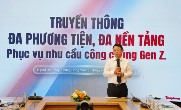 Nhà báo Phùng Công Sưởng, Tổng Biên tập Báo Tiền Phong, đánh giá rất cao tầm ảnh hưởng của lứa Gen Z lên báo chí - Ảnh: Đức Bình/ Sức khỏe+