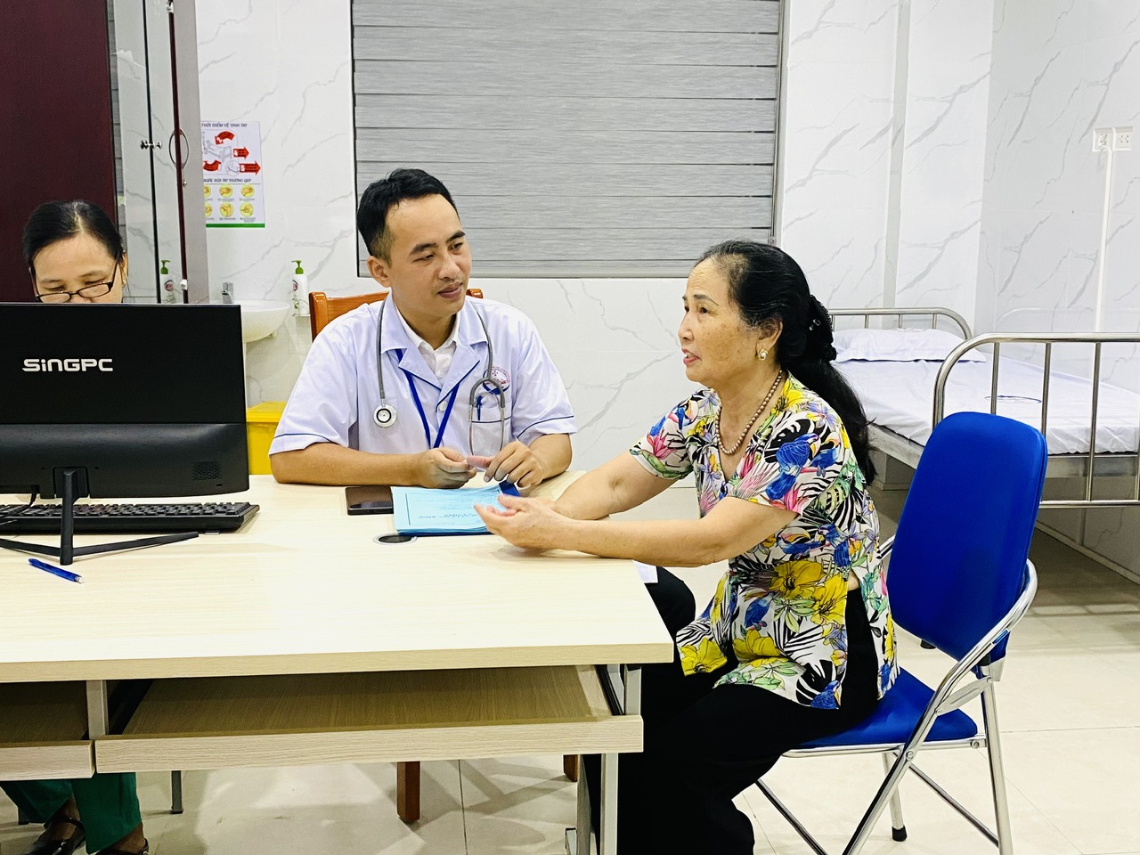 Đào tạo và phát triển nhân lực là một trong những giải pháp nâng cao chất lượng chăm sóc người cao tuổi - Ảnh: Đào Dung/Sức khỏe+