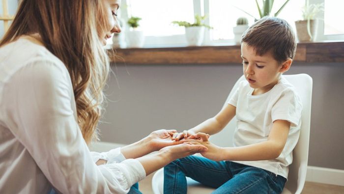 Sự bình tĩnh của cha mẹ chính là tấm gương và hình mẫu quan trọng nhất cho sự phát triển của con