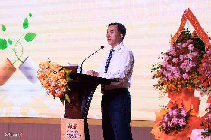 GS.TS Trần Văn Thuấn, Thứ trưởng Bộ Y tế, Chủ tịch Hội đồng Y khoa Quốc gia phát biểu.