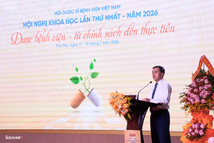GS.TS Trần Văn Thuấn, Thứ trưởng Bộ Y tế, Chủ tịch Hội đồng Y khoa Quốc gia phát biểu.