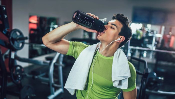 Thời điểm lý tưởng để uống collagen là khoảng 1 giờ trước khi tập luyện