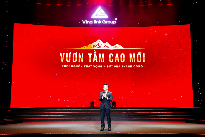 Tổng Giám đốc Vinalink Group – Ông Nguyễn Đức Anh chia sẻ thông điệp truyền cảm hứng tại sự kiện.