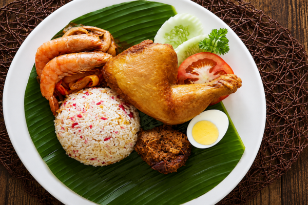 Nasi lemak là món ăn làm nên tên tuổi của chuỗi nhà hàng Madam Kwan