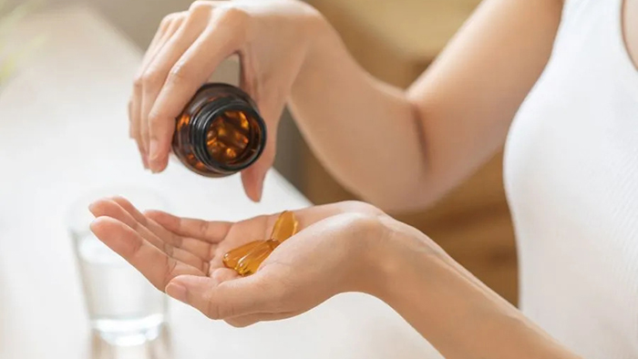 Người dân vẫn cần chủ động bổ sung vitamin D dưới sự hướng dẫn của bác sĩ