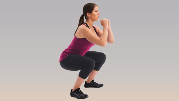 Tập squat giúp sử dụng nhiều nhóm cơ, từ đó kiểm soát đường huyết hiệu quả hơn