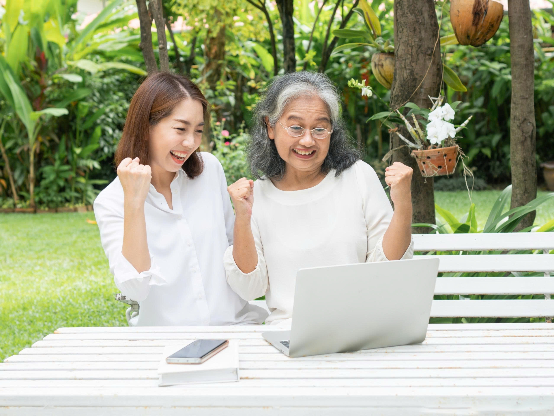 Học thêm điều mới để cuộc sống tuổi già vui vẻ, chủ động hơn
