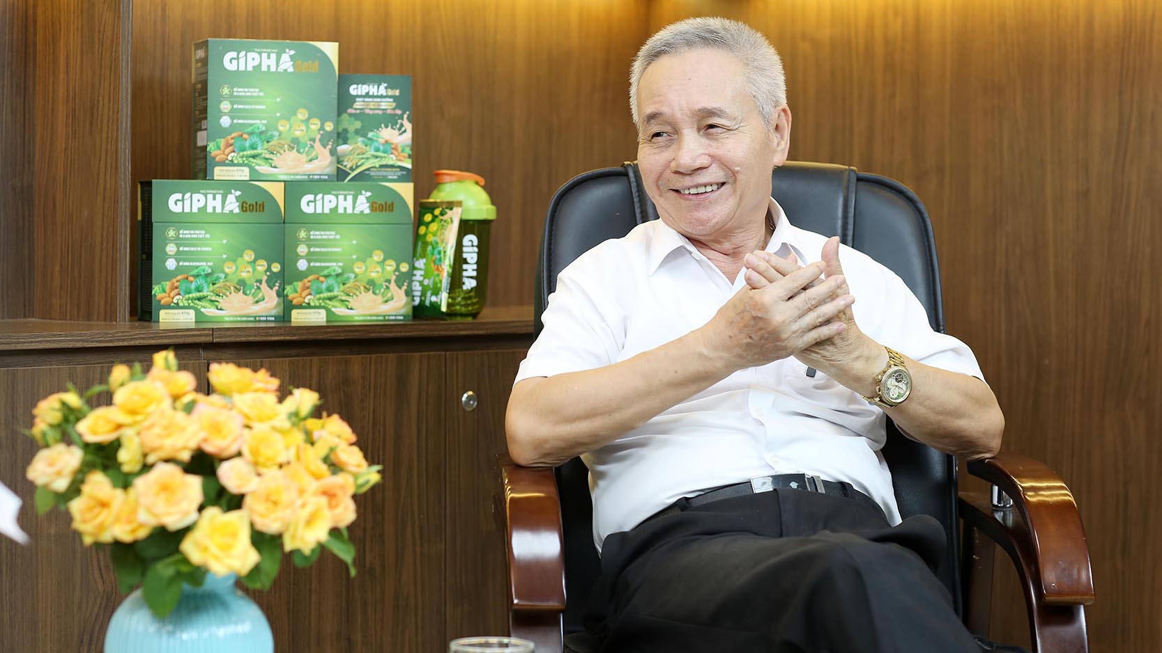 GSDD.TS.BS Hồ Bá Do chia sẻ tại Tọa đàm trực tuyến Giải pháp vàng cho hệ vận động cơ - xương - khớp do Tạp chí sức khỏe+ tổ chức - Ảnh: Hiệp Nguyễn/sức khỏe+
