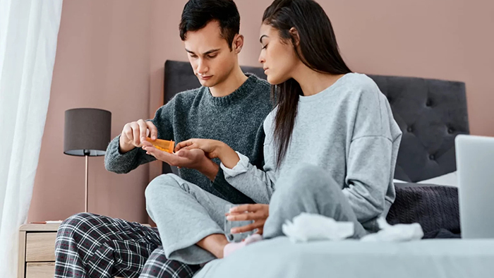 Các cặp đôi nên bổ sung đầy đủ folate hoạt tính kết hợp cùng các vi chất như selen