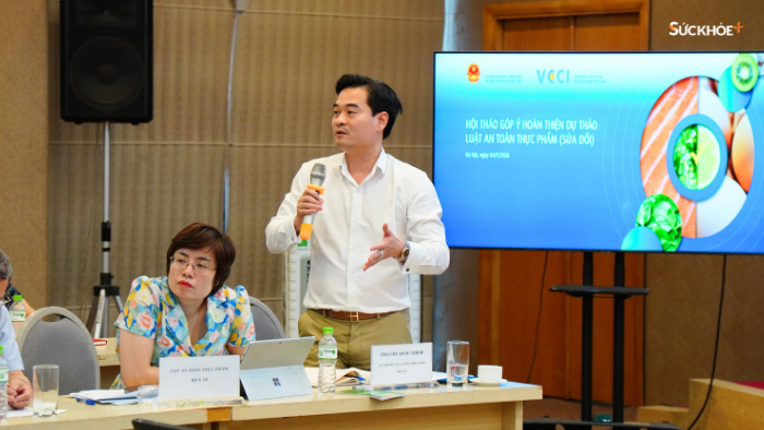 TS.DS Chu Quốc Thịnh, Cục trưởng Cục An toàn thực phẩm (Bộ Y tế) tiếp thu, giải trình một số ý kiến của đại biểu.