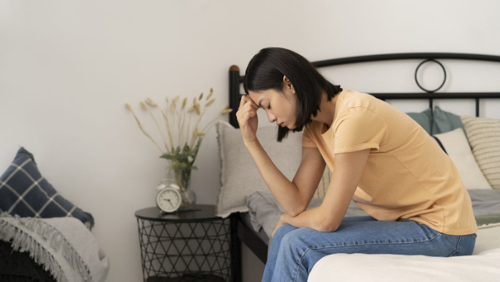 Căng thẳng và lo âu kéo dài khiến hệ thần kinh bị quá tải