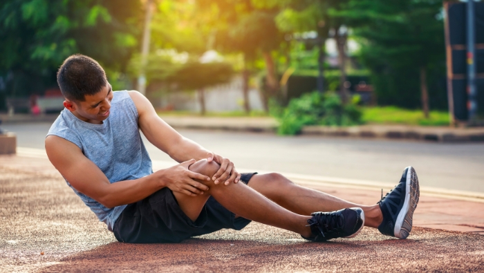 Thiếu magne dễ gây chuột rút, mệt mỏi, run cơ, đồng thời có thể ảnh hưởng đến sức khỏe xương
