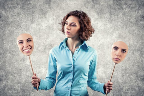 Mỗi người có một bản sắc cá nhân riêng và thường khó chấp nhận những nét tính cách khác biệt mang tính tiêu cực so với bản sắc ấy