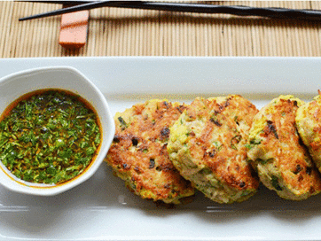 Đổi món với chả cá ngừ cay