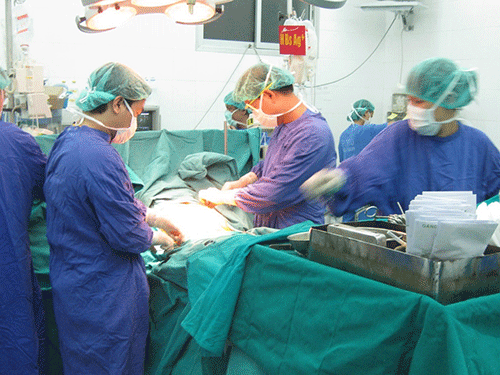 Con đường nào cho y đức?