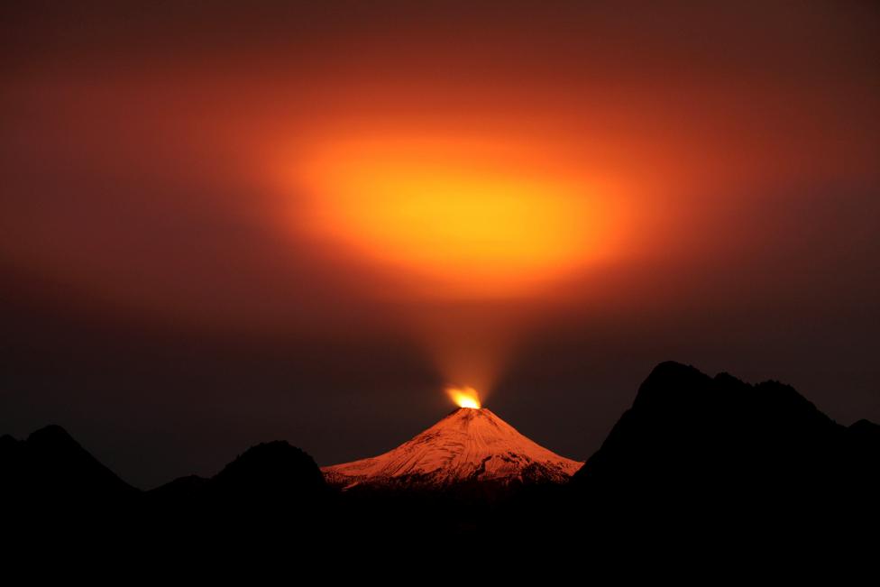 Cảnh tượng kỳ vỹ của núi lửa Chile phun trào - Ảnh 5