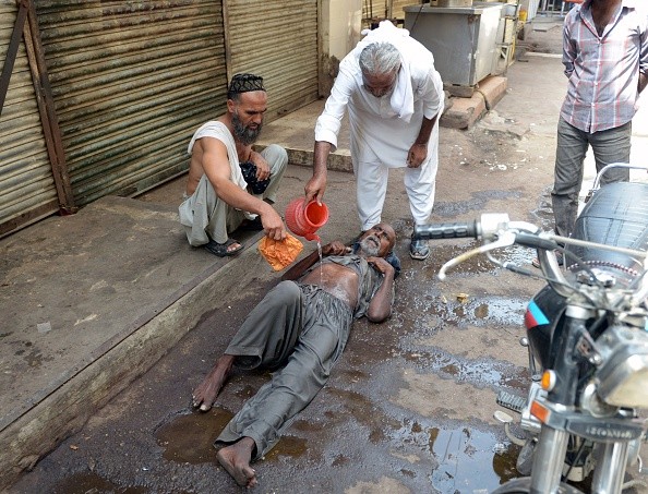Gần 700 người chết vì nắng nóng kỷ lục tại Pakistan - Ảnh 7