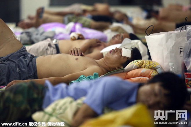Toàn cảnh vụ nổ kinh hoàng ở Thiên Tân: 112 người chết, 700 người bị thương - Ảnh 12