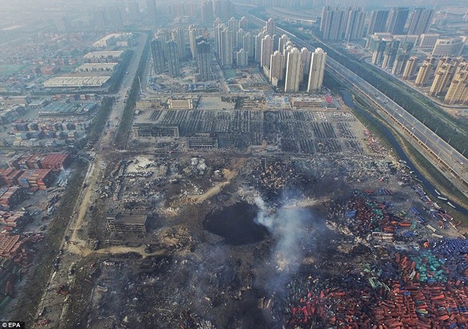 Toàn cảnh vụ nổ kinh hoàng ở Thiên Tân: 112 người chết, 700 người bị thương - Ảnh 17