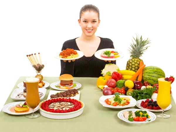 Thực phẩm hàng ngày cũng ảnh hưởng đến tâm trạng của bạn. Một chế độ ăn uống có đường có thể khiến tâm trạng của bạn không tốt. Vì thế, hãy lựa chọn các loại thực phẩm lành mạnh để tâm trạng của bạn ổn định.