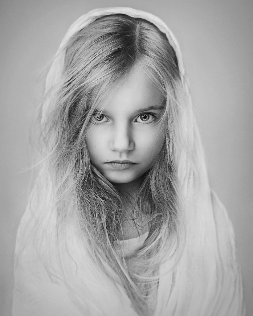 B&W Child: Ấn tượng 20 bức ảnh đen trắng về trẻ em - Ảnh 14
