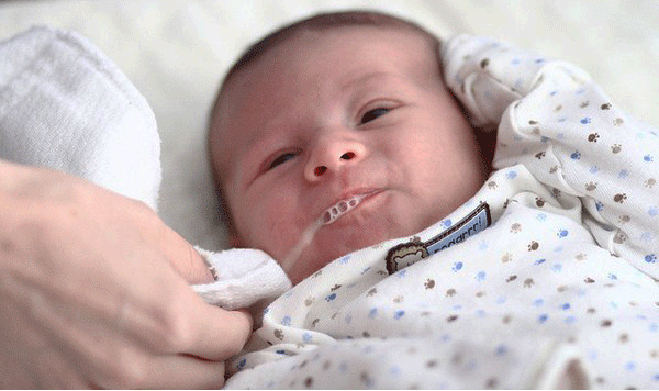 Chế độ ăn cho trẻ bị trào ngược acid