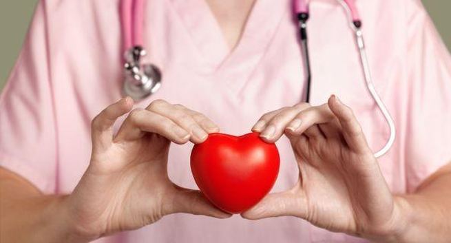 Giữ trái tim khỏe mạnh: Sức khỏe tim mạch và Sức khỏe tuyến tiền liệt có liên quan rất chặt chẽ với nhau. Động mạch thắt có thể gây khó khăn cho việc vận chuyển máu, các chất dinh dưỡng và oxy đến bộ phận sinh dục của bạn.