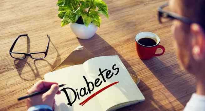 Đái tháo đường: Đái tháo đường không trực tiếp gây ra nhiễm trùng đường tiểu, nhưng bệnh đái tháo đường kết hợp với tình trạng đi tiểu thường xuyên sẽ khiến người bệnh dễ bị nhiễm trùng đường tiểu.