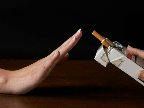 Bỏ thuốc lá: Có lẽ không phải nói nhiều nữa về tác hại của thuốc lá với sức khỏe con người. Bỏ thuốc, không để mình hút thuốc thụ động, bạn đã nâng cao tình trạng sức khỏe cho mình.