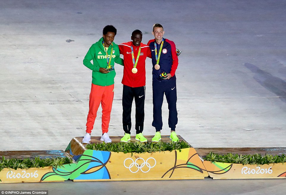 Những khoảnh khắc ấn tượng tại lễ bế mạc Olympic Rio 2016 - Ảnh 19