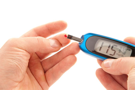 3. Nguy cơ phát triển bệnh đái tháo đường: Ngủ quá nhiều có thể làm tăng lượng đường trong máu, thúc đẩy nguy cơ cơ thể đề kháng với hormone insulin có nhiệm vụ điều tiết đường huyết. Nó làm tăng nguy cơ mắc bệnh đái tháo đường type 2 cho bạn.
