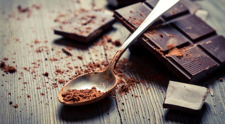 Chocolate đen được biết đến là một trong những loại thực phẩm giúp giảm và ngăn ngừa triệu chứng của trầm cảm tốt nhất.