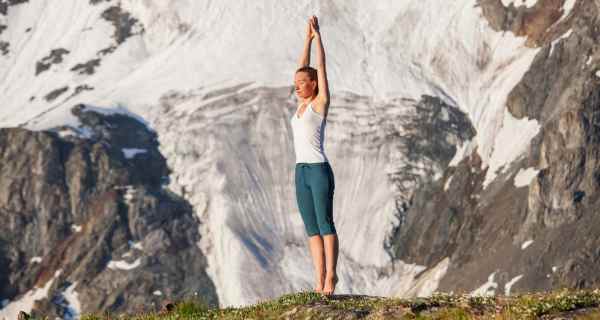 7 bài tập yoga giúp cải thiện lưu thông máu hiệu quả - Ảnh 2
