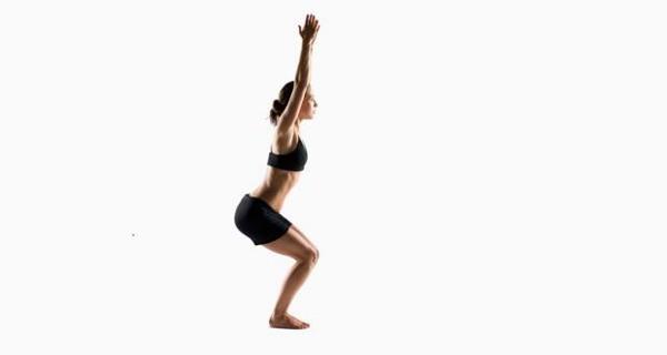 7 bài tập yoga giúp cải thiện lưu thông máu hiệu quả - Ảnh 3